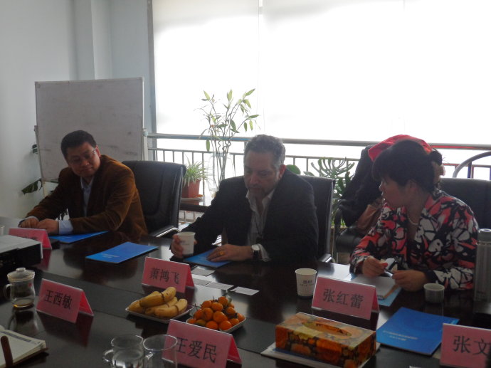 UBM亞洲公司中國首席代表Philip Chapnick（蕭鴻飛）先生帶隊(duì)來山東丞華展覽參觀考察